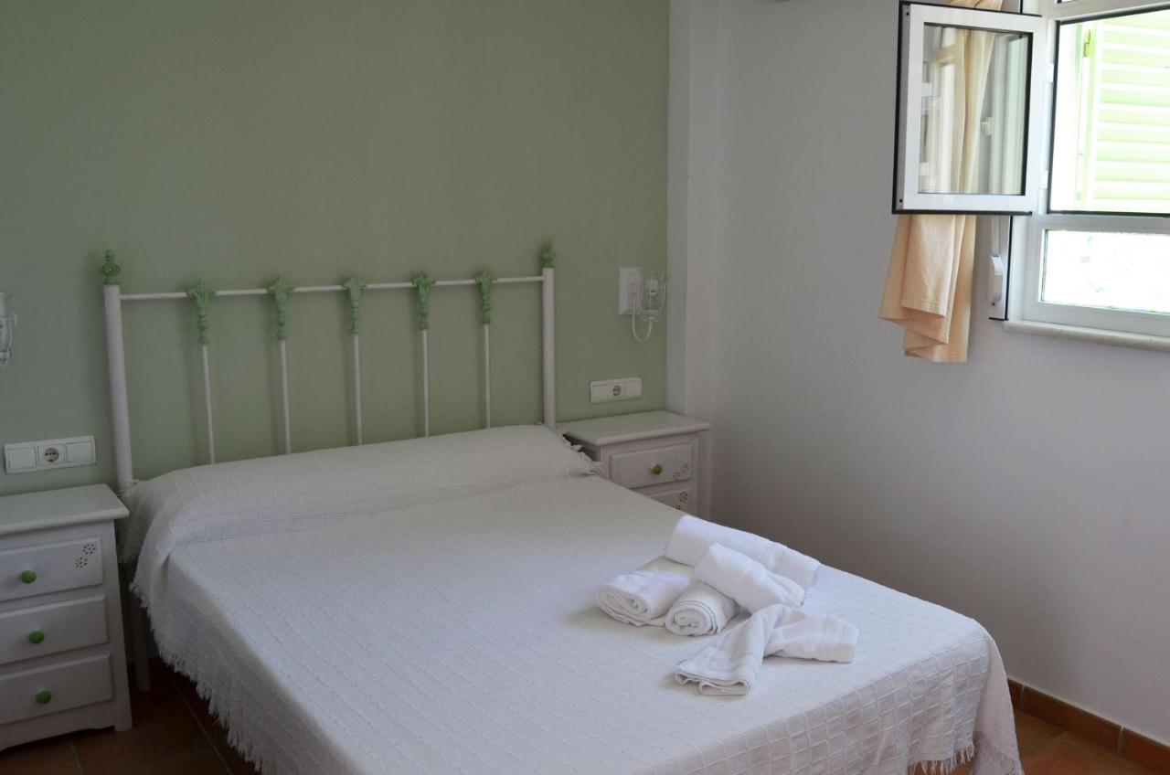Hostal Dona Antonia Hotel Punta Umbría Kültér fotó